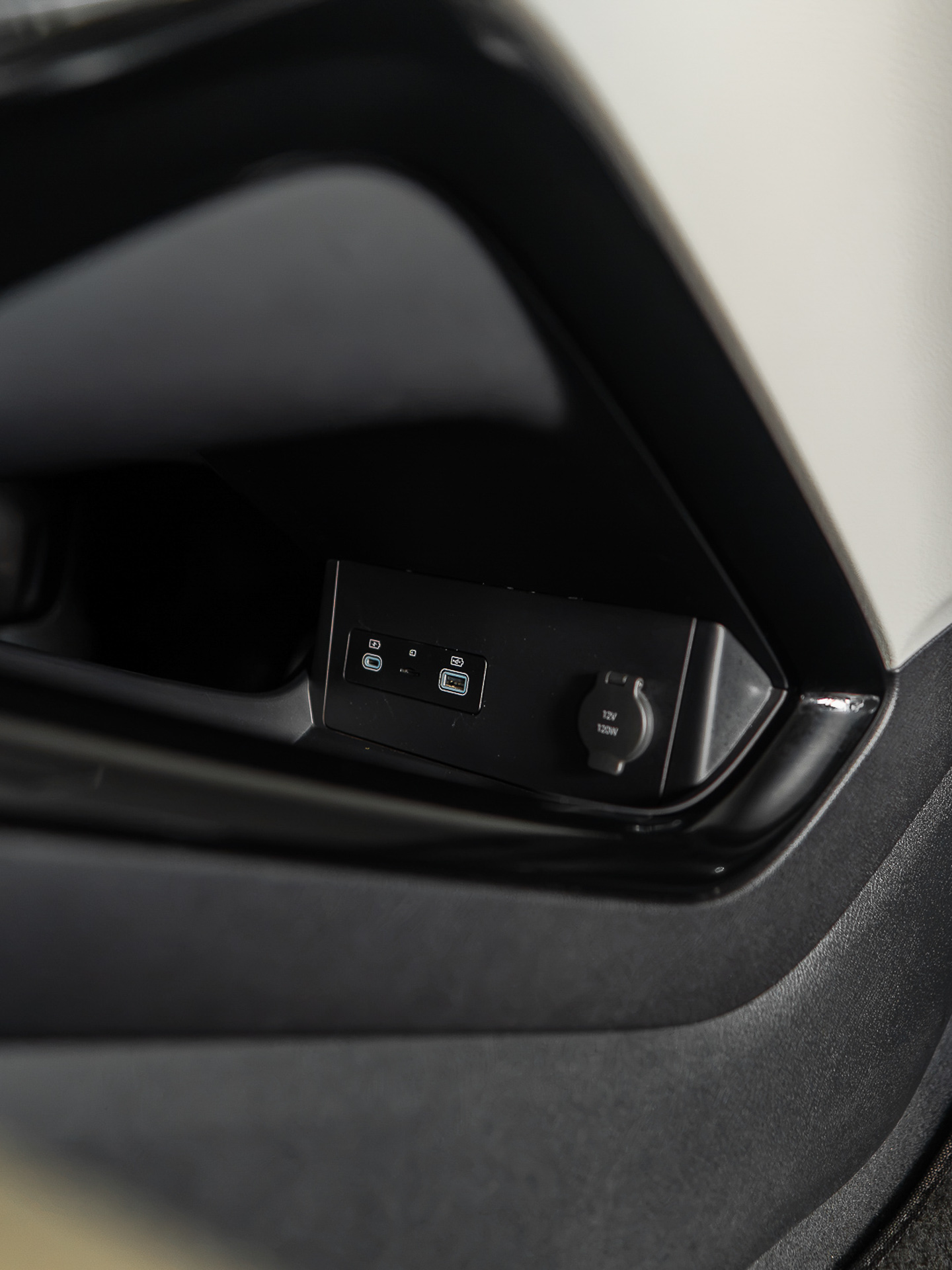 BYD SONG PLUS PREMIUM — foto 25